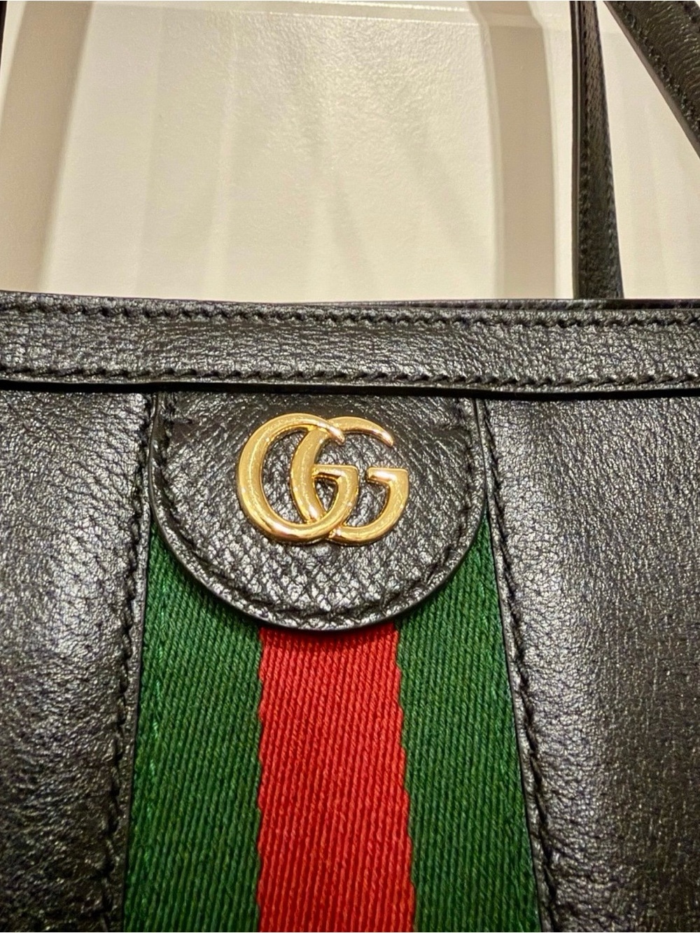 GUCCI Textured Calfskin Medium Ophidia - Picture 3 of 10
